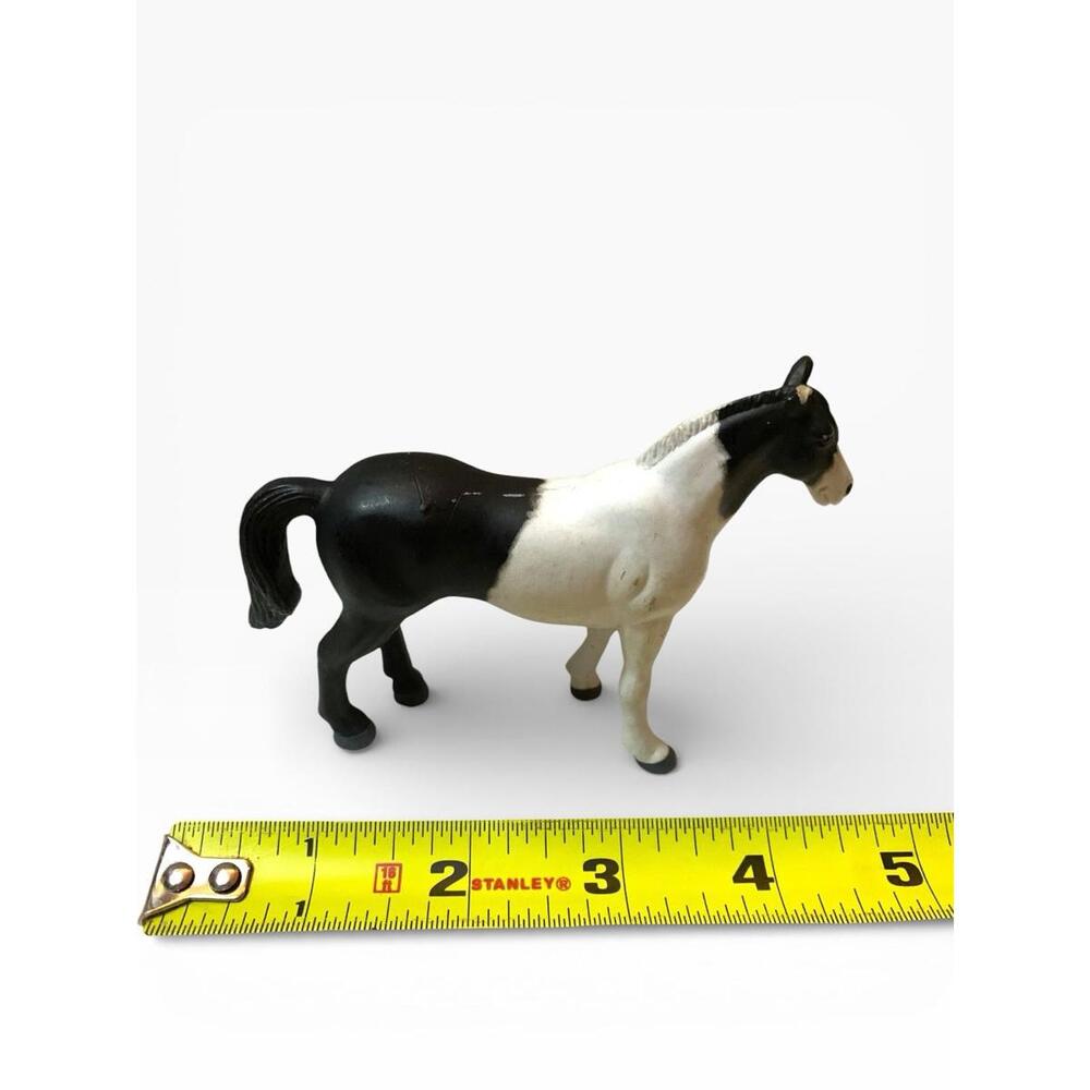 Vintage Funrise 1988 Black and White PINTO Horse Figure Toy Collectable Item